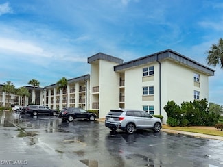 1740 Pine Valley Dr Unit 315, Fort Myers, FL 33907