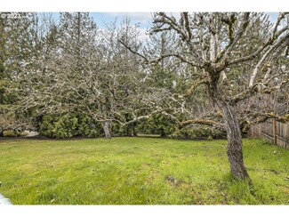 12129 SE Knapp Ln, Portland, OR 97266