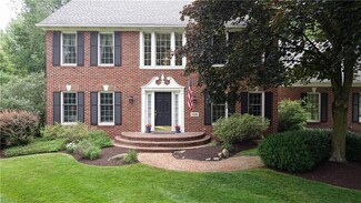 6021 Nicholson Dr, Hudson, OH 44236