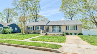 45 Dogwood Dr, Somers Point, NJ 08244