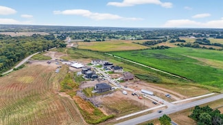 11840 NW Meadow Springs Dr, Johnston, IA 50131