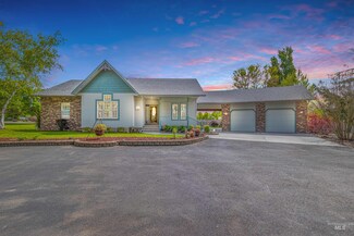 6702 Cougar Ridge Dr, Lewiston, ID 83501