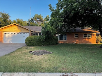 5905 Walraven Cir, Fort Worth, TX 76133