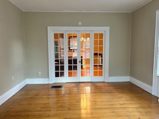 36 7th St Unit 1, New Bedford, MA 02740