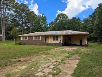 1540 Hooks Lake Rd, Gadsden, AL 35901