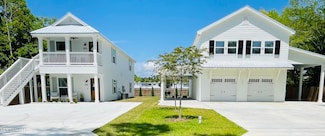 437 Webster St, Bay Saint Louis, MS 39520