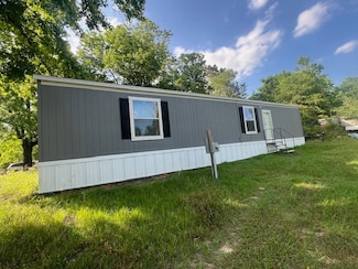 285 Mill Creek Dr, Willis, TX 77378