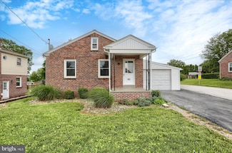 2158 Windsor Rd, Windsor, PA 17366
