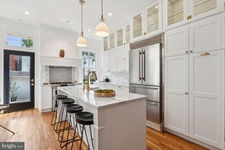 154 U St NW, Washington, DC 20001