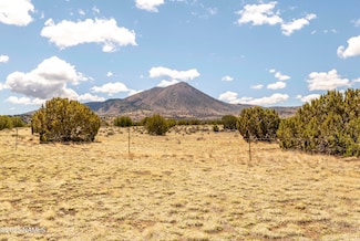 5105 E Iron Horse Trail, Flagstaff, AZ 86004