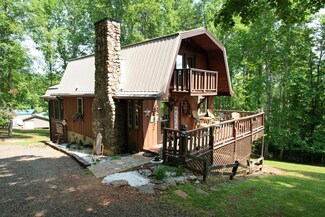 952 Kanawha Ridge Rd, Dugspur, VA 24325
