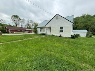 3015 Budd Rd, New Albany, IN 47150
