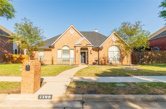 7100 Hillview Dr, Plano, TX 75025