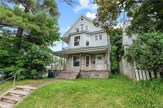 712 Oak St Unit 1, Syracuse, NY 13203