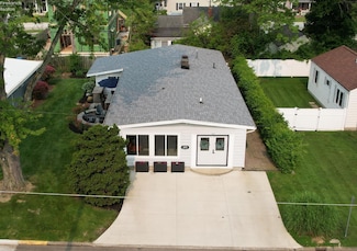 309 Shawnee Place, Huron, OH 44839