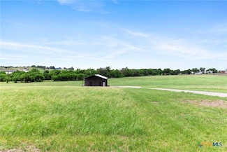 295 Honey Bee Ln, Rogers, TX 76569