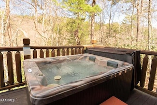 1840 Laurel Valley Way, Sevierville, TN 37862