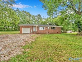 4198 Hobbs Island Rd, Owens Cross Roads, AL 35763