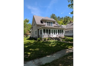 201 E Colvin Rd, Wonewoc, WI 53968