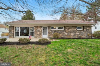 2222 Windsor Cir, Broomall, PA 19008