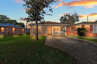 2563 13th Ave S, Saint Petersburg, FL 33712