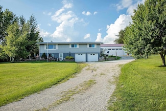 9141 Brandon Rd, La Porte City, IA 50651