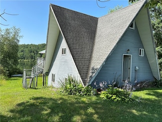 75 Country Place, Nineveh, NY 13813
