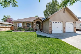 2 N 7th W, Sugar City, ID 83448