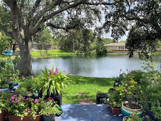7460 SW 42nd Ct, Davie, FL 33314