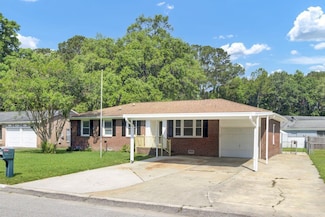 8612 Delhi Rd, North Charleston, SC 29406