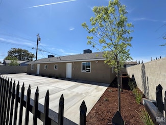 3019 Panama St Unit ABCD, Bakersfield, CA 93301