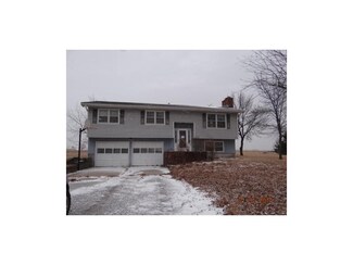 209 Oak St, Winchester, KS 66097