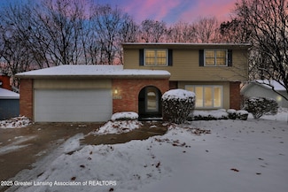 1920 Briarwood Dr, Lansing, MI 48917