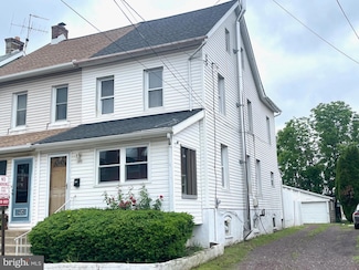 434 Pierce St, Lansdale, PA 19446