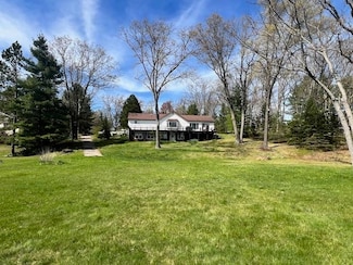 3152 van Deusen Rd, Harrison, MI 48625