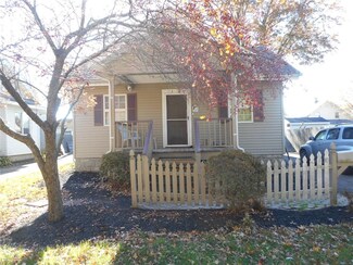 1214 Melrose Ct NW, Warren, OH 44485
