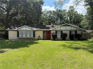 2256 W Hillwood Dr, Mobile, AL 36605