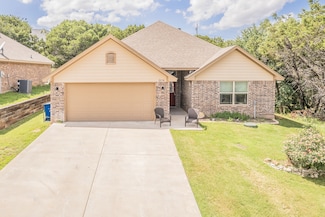 2614 Creek Dr, Granbury, TX 76048