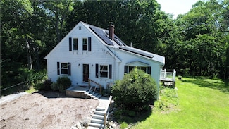 61 Abbotts Crossing Rd, Coventry, RI 02816