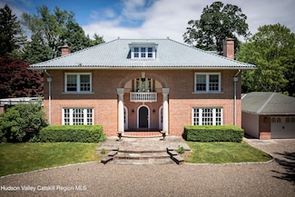 21 Barclay St, Saugerties, NY 12477