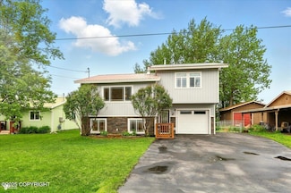664 E Auklet Ave, Palmer, AK 99645