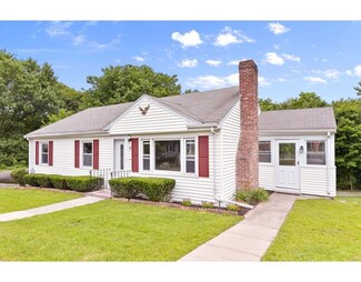 169 Washington Cir, Woburn, MA 01801