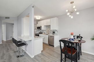 6615 Lake Shore Dr S Unit 1116, Richfield, MN 55423