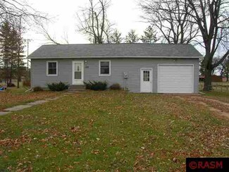 222 222 W 5th Ave, Minnesota Lake, MN 56068