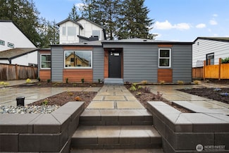 3811 NE 89th St, Seattle, WA 98115