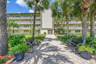 4701 Martinique Dr Unit B2, Coconut Creek, FL 33066