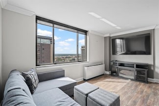 700 E 8th St Unit 15B, Kansas City, MO 64106