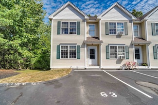 63 Crown Point Dr Unit 1, Dover, NH 03820