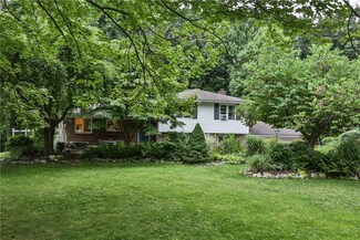 35 Mill Valley Rd, Pittsford, NY 14534