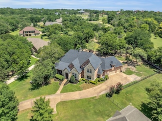 10500 Estancia Ct, Fort Worth, TX 76108